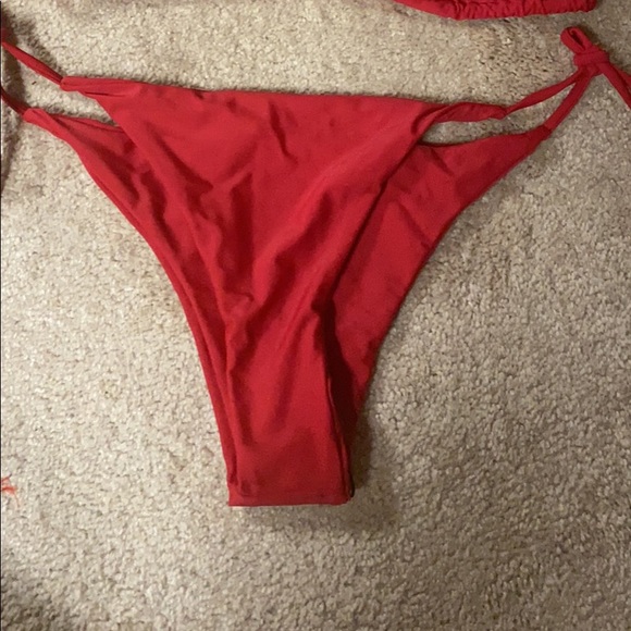 Bathing suit - Picture 2 of 2